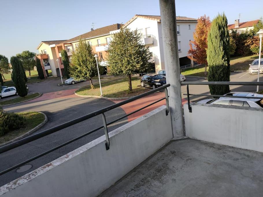 Spacieux Et Joli Appartement De 2 A 4 Personnes • Parking • Wifi Fenouillet  Luaran gambar